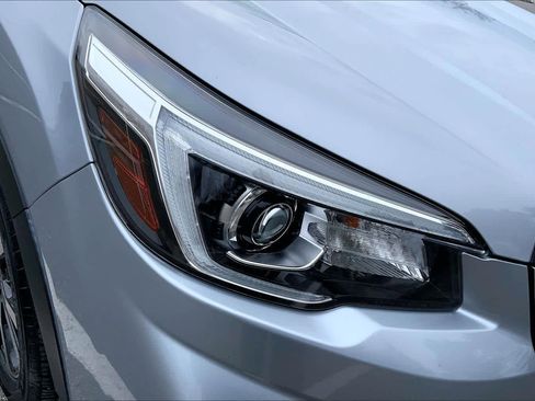 Used 2020 Subaru Forester Limited image 27