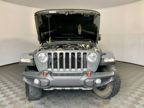 Used 2021 Jeep Gladiator Mojave w/ Trailer Tow Package AWD/4WD image 5