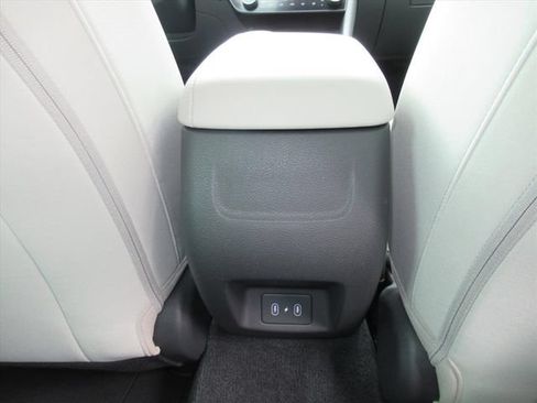 Used 2024 Hyundai Sonata SEL w/ Convenience Package FWD image 34