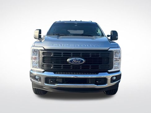 Certified 2024 Ford F250 XL AWD/4WD image 8