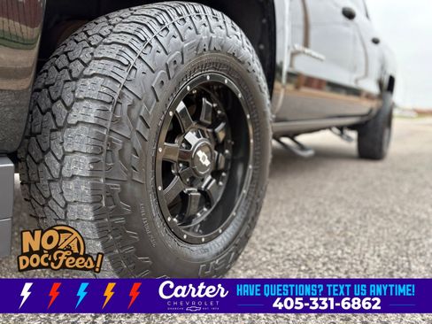 Used 2018 Chevrolet Silverado 1500 Custom w/ Custom Value Package RWD image 16