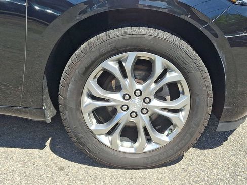 Used 2020 Buick Enclave Avenir w/ Avenir Technology Package AWD/4WD image 8