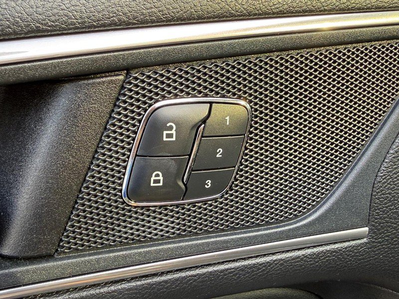 Used 2018 Ford Edge Sport w/ Equipment Group 401A AWD/4WD image 18