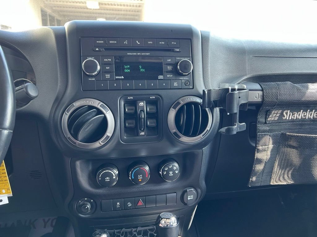 Used 2016 Jeep Wrangler Unlimited Sport w/ Quick Order Package 24S AWD/4WD image 13