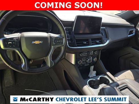Used 2024 Chevrolet Suburban LT image 6