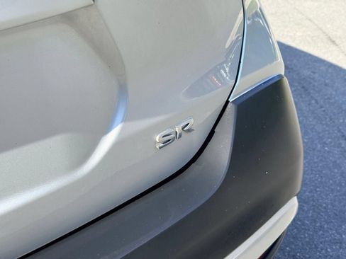 Used 2019 Nissan Kicks SR FWD image 12