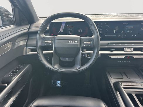 Used 2027 Kia Telluride LX FWD image 19