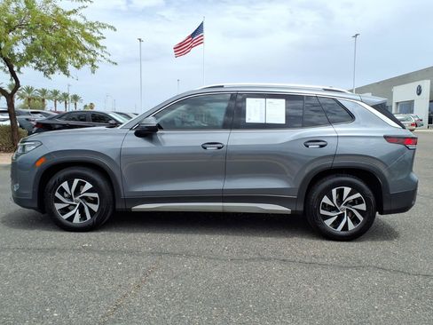 Certified 2026 Volkswagen Tiguan S FWD image 4