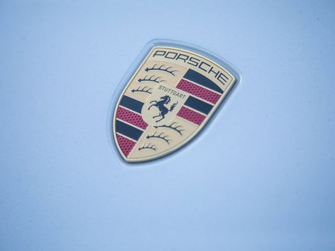 Certified 2025 Porsche 911 Carrera 4 GTS image 29