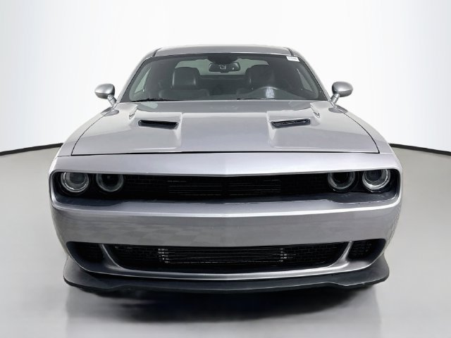 Used 2016 Dodge Challenger R/T Scat Pack w/ Leather Interior Group RWD image 2