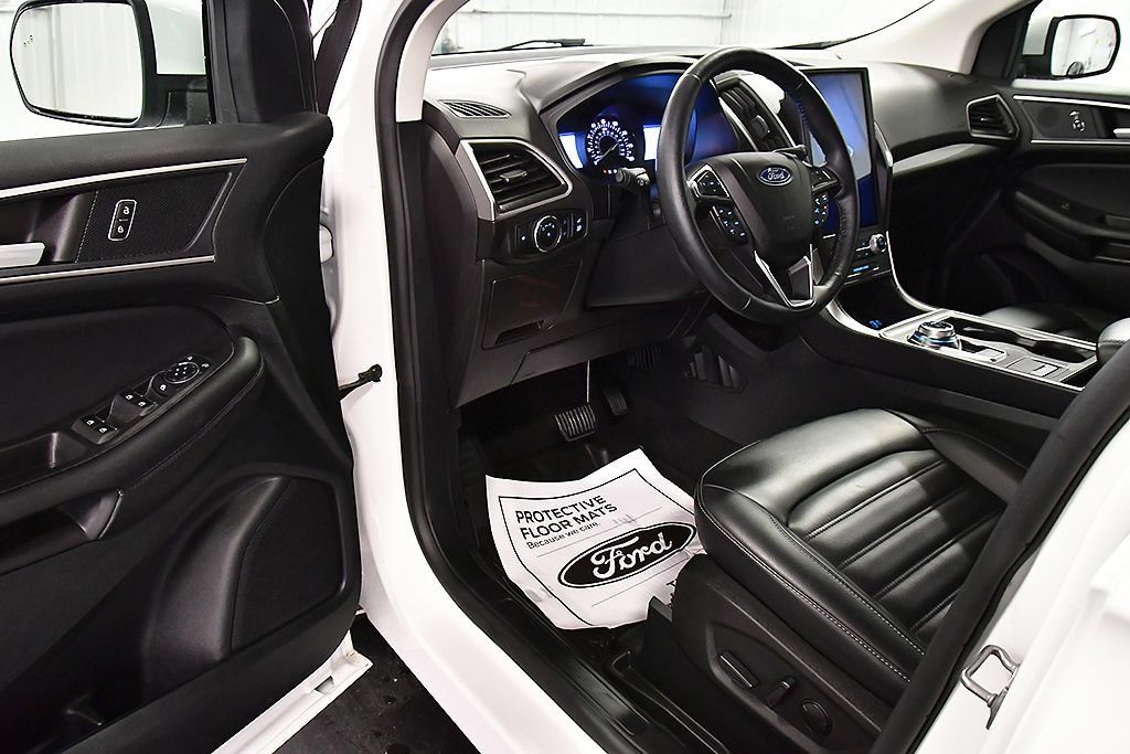Used 2023 Ford Edge SEL w/ Convenience Package AWD/4WD image 16