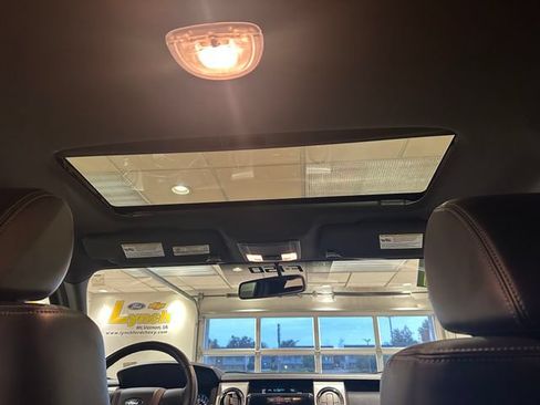 Used 2011 Ford F150 FX4 w/ FX Luxury Pkg AWD/4WD image 4