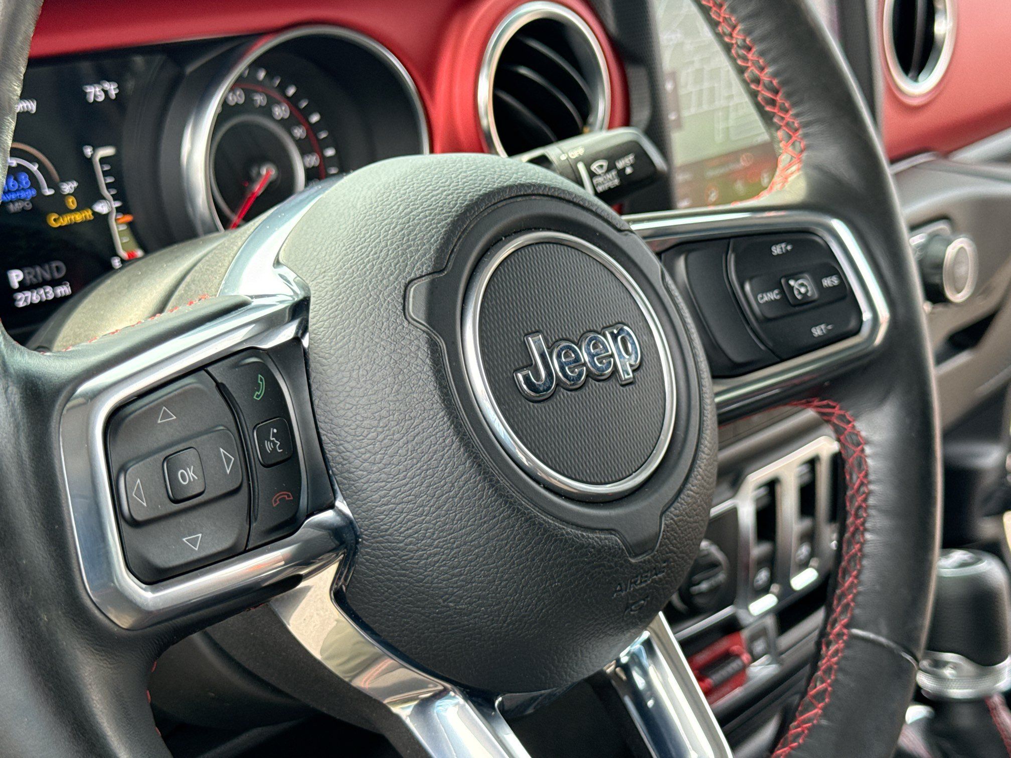 Used 2020 Jeep Wrangler Rubicon AWD/4WD image 12