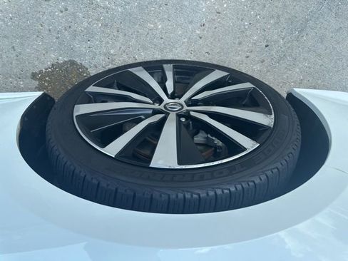 Used 2019 Nissan Altima 2.5 SR FWD image 17