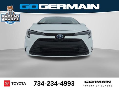 Used 2024 Toyota Corolla LE image 3