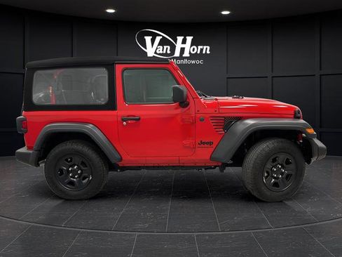 Used 2024 Jeep Wrangler Sport AWD/4WD image 8