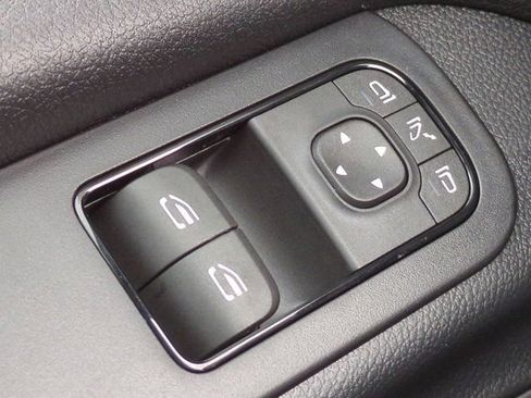 Used 2026 Mercedes-Benz Sprinter 2500 image 23