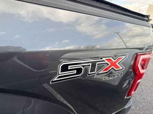 Used 2018 Ford F150 XL w/ Equipment Group 101A Mid image 8