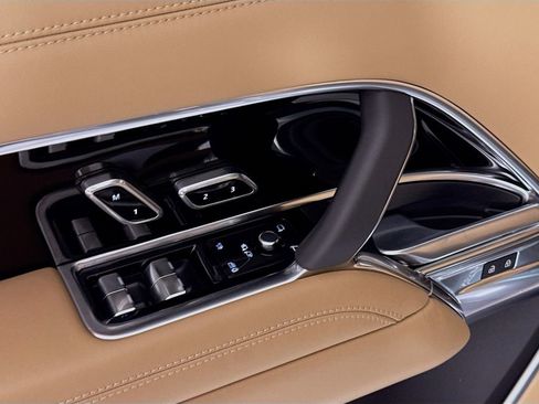 New 2026 Land Rover Range Rover SE AWD/4WD image 24