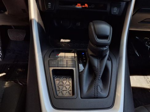 Certified 2025 Toyota RAV4 XLE FWD image 13