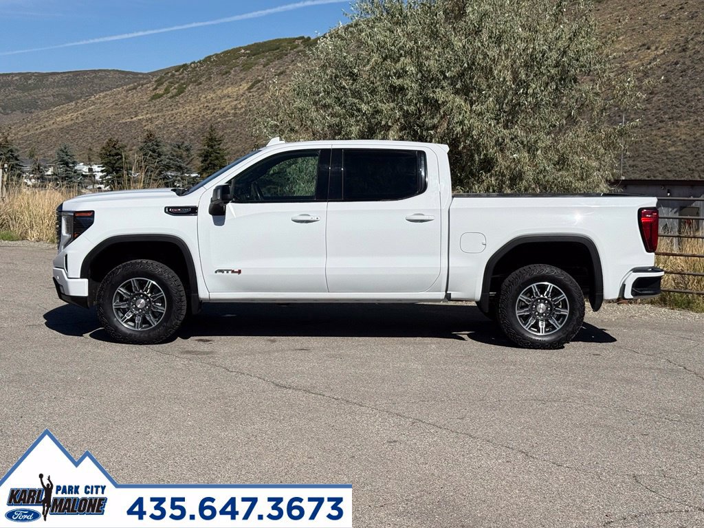 Used 2025 GMC Sierra 1500 AT4 AWD/4WD image 2