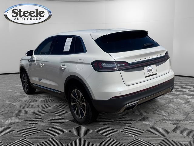 Used 2021 Lincoln Nautilus FWD w/ Equipment Group 101A image 3