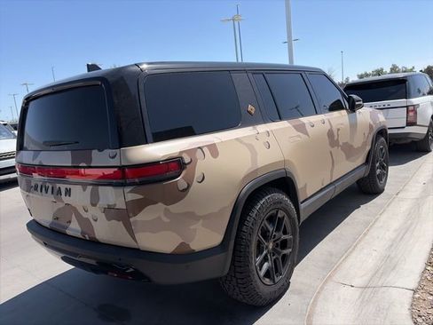 Used 2023 Rivian R1S Adventure AWD/4WD image 3
