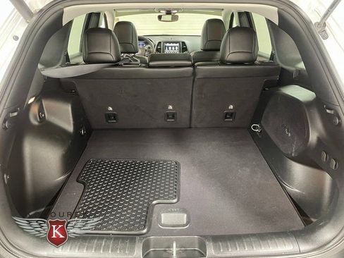 Used 2023 Jeep Cherokee Trailhawk w/ Elite Group image 26