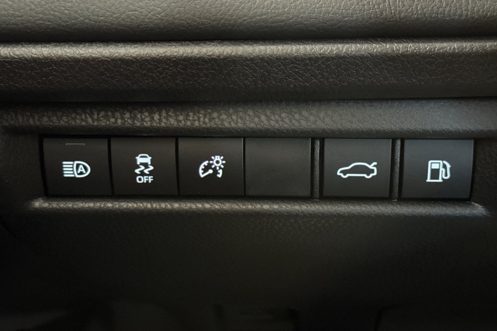 New 2026 Toyota Camry XSE w/ Premium Package FWD image 30