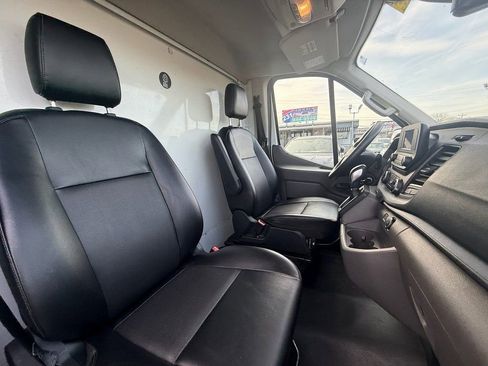 Used 2020 Ford Transit 350 DRW w/ Exterior Upgrade Package image 18