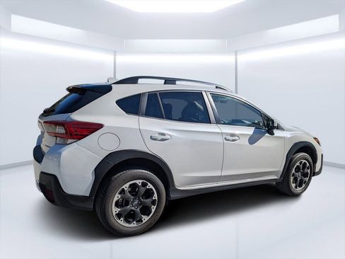 Used 2023 Subaru Crosstrek 2.0i Premium AWD/4WD image 3