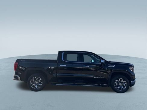 Used 2023 GMC Sierra 1500 SLT w/ SLT Premium Plus Package image 16