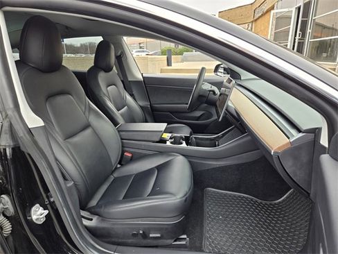 Used 2020 Tesla Model 3 image 18
