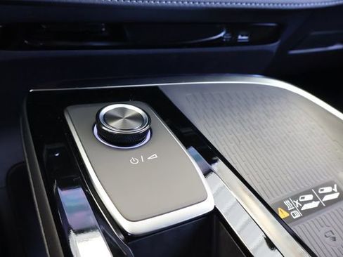 New 2026 Buick Enclave Sport Touring w/ Power Package FWD image 28