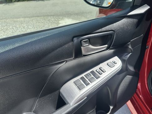 Used 2014 Toyota Camry SE FWD image 46