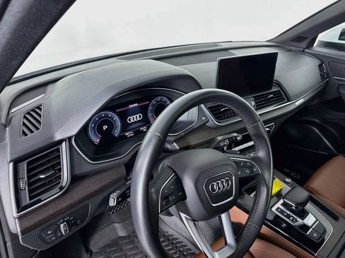 Used 2021 Audi Q5 2.0T Premium Plus w/ Premium Plus Package AWD/4WD image 4