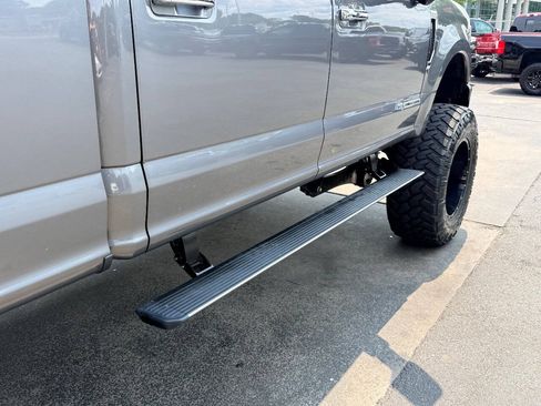 Used 2022 Ford F350 Platinum AWD/4WD image 17