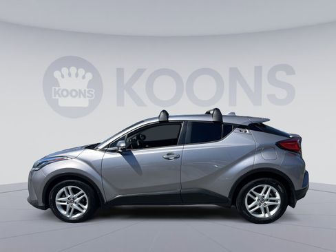 Used 2020 Toyota C-HR LE image 2