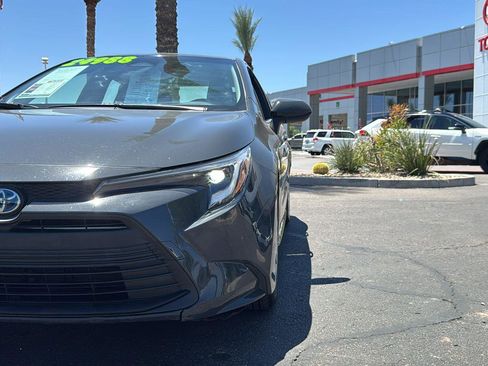 Used 2024 Toyota Corolla LE FWD image 3