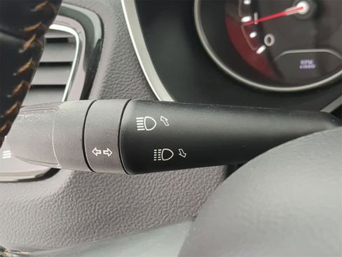 Used 2020 Jeep Compass Limited image 33