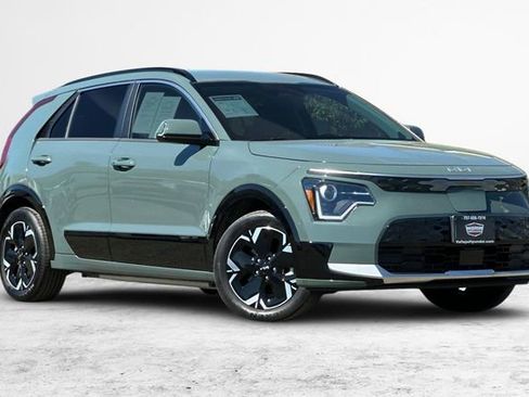 Used 2023 Kia Niro Wind image 2