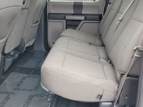 Used 2019 Ford F150 XLT AWD/4WD image 11