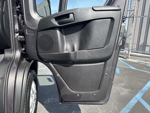 New 2026 RAM ProMaster 2500 w/ Quick Order Package 22G SLT image 30