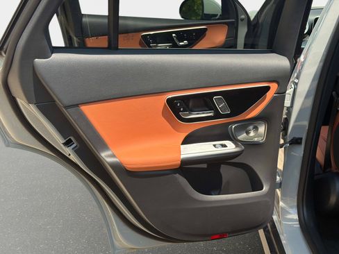 New 2026 Mercedes-Benz GLC 300 image 12