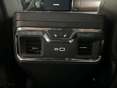 New 2026 GMC Sierra 2500 Denali Ultimate AWD/4WD image 22
