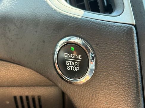 Used 2023 Ford Edge SEL AWD/4WD image 19