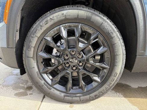 New 2026 Chevrolet Traverse LT w/ Midnight/Sport Edition image 11