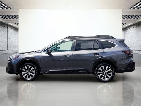 Certified 2025 Subaru Outback Limited XT AWD/4WD image 10