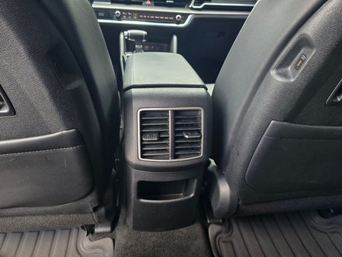 Used 2025 Kia Sportage EX w/ Premium Package AWD/4WD image 24