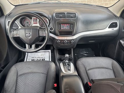 Used 2014 Dodge Journey SXT w/ Flexible Seating Group image 10